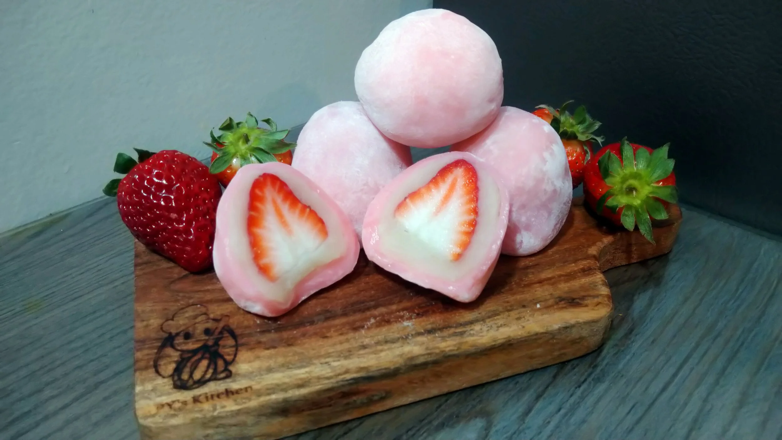 How To Make Ichigo Daifuku イチゴ大福 — PY's Kitchen | Homemade